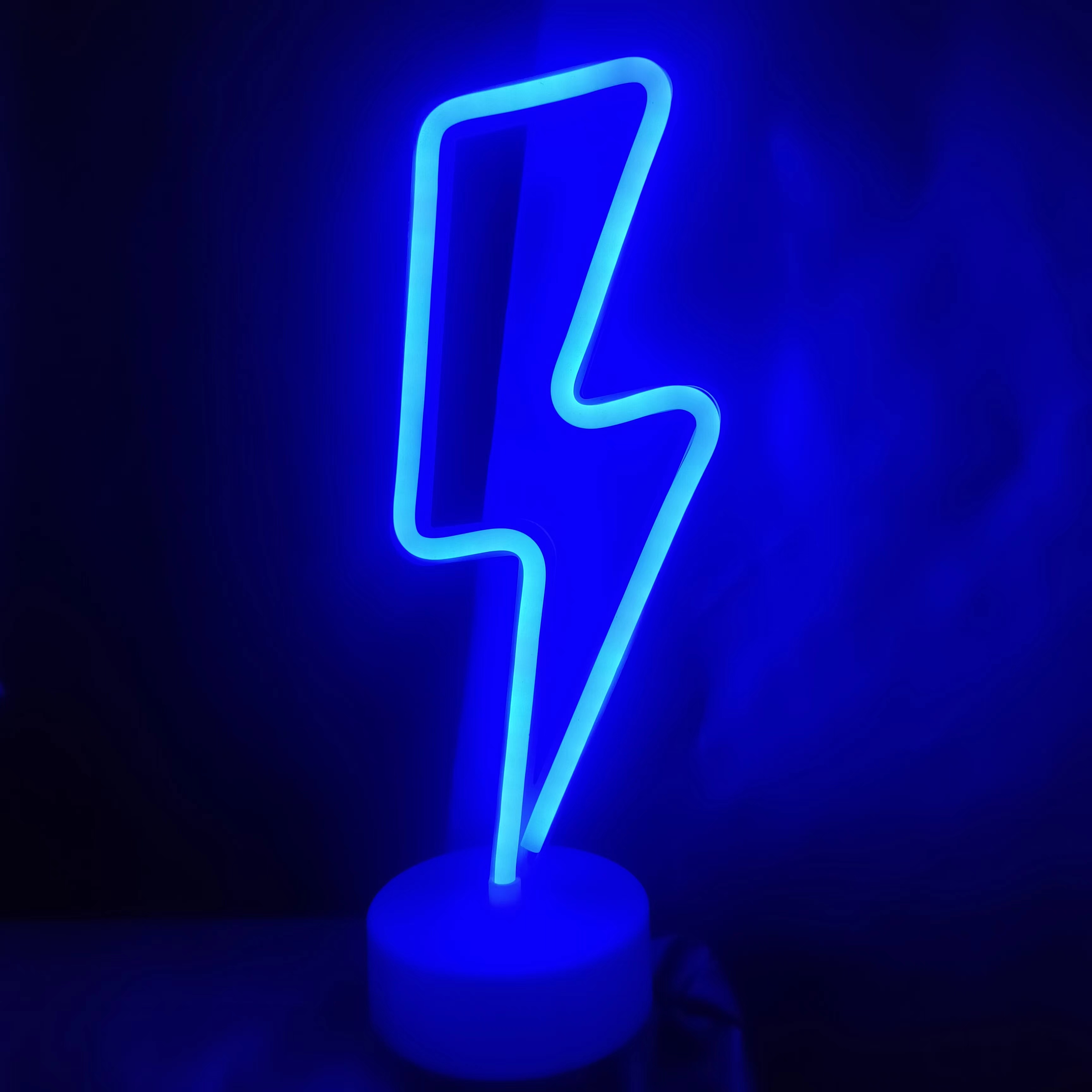 Lightning LED neon light, USB  - Party Games Switch reseña y precio